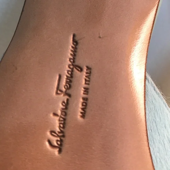 SALVATORE FERRAGAMO COLLECTION SANDALS - Picture 7 of 16